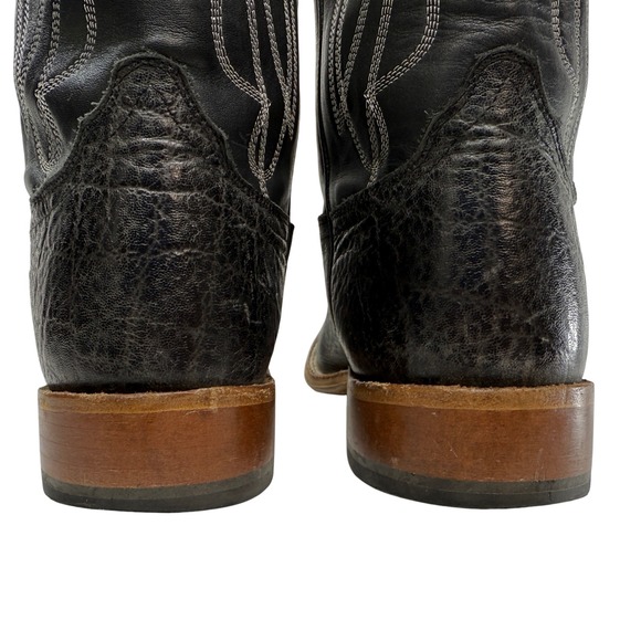 Shoes - Picture 8 of 12